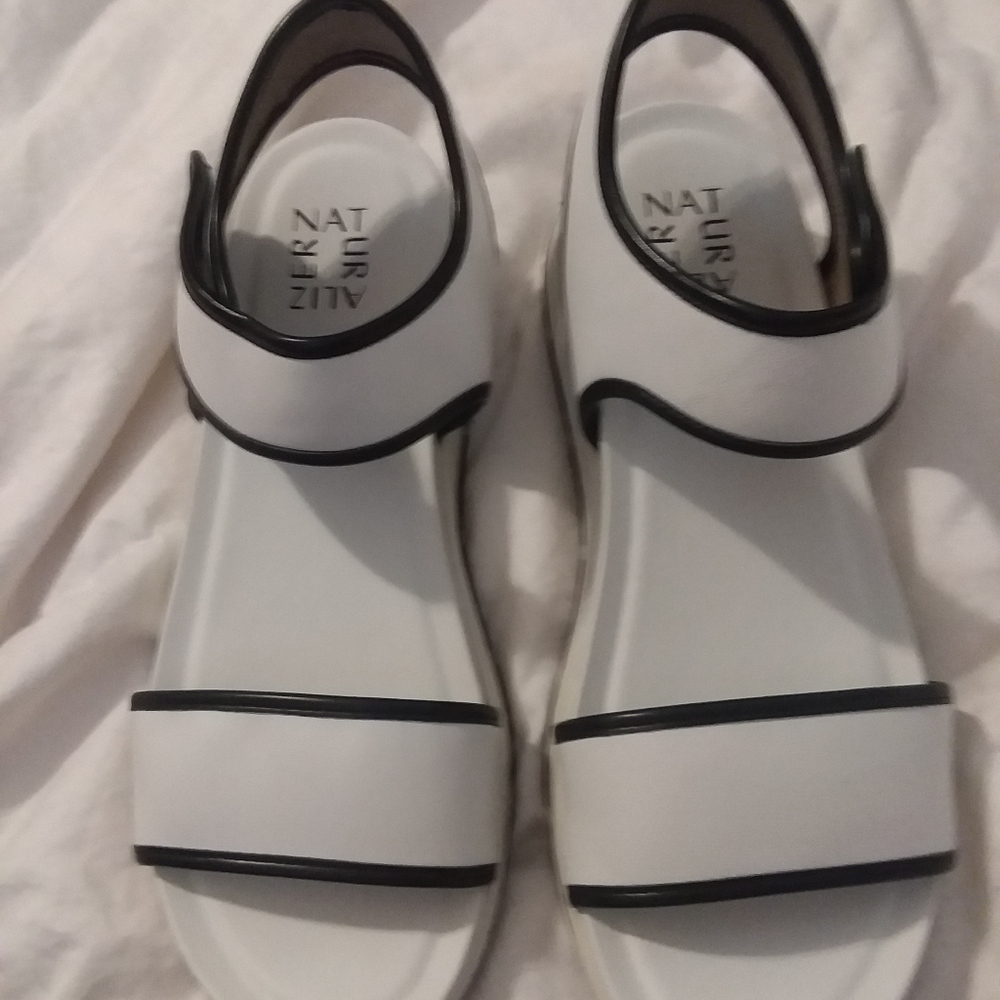 Natralizer Sandals